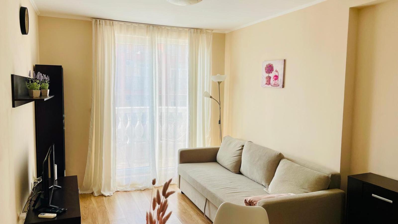 2 In Luxury Complex Sunny Apartment *